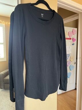 GAP Black Ribbed Crewneck Thermal Shirt